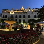 Estepona Seaview Apartment Seletur