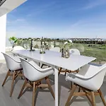 Lm12B- Exclusive 2 Bedroom Apartment In Le Mirage