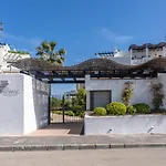 Luxe Apartment With Sea View