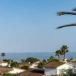 Townhouse Beachfront In Costalita