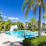 Stunning Blue Lagoon Apartment In Estepona By Costarentals - M12
