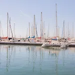 Faro Puerto Estepona