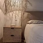 Love Nest - Heart Of Old Town