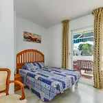 Spacious Beachfront Holiday Home