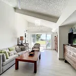 Alo Home By The Sea