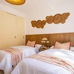 Increible Y Moderno Apartamento Duplex Con Piscinas Y Preciosas Vistas
