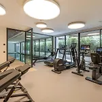 Luxury Front Line Beach Apartment