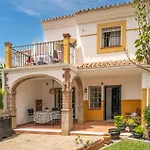 3 Bedroom Gorgeous Home In Estepona