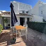 Estepona - Playa - Villa De 2 Dormitorios Con Terrazas Al Lado Del Mar Al7