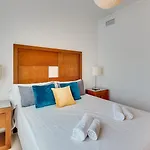 Chic Uurban Oasis In Estepona