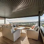 Hoyo19 10 Views Luxury Resort