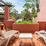 Beachfront Penthouse, Pool Gym