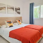 Modern Two Bedroom Apartment In Pueblo Cortes Del Golf Benahavis