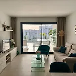 Logement Moderne Et Cosy Avec Piscine, Jacuzzi, Salle De Sport Et Billard