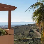 Stunning 3-Bedroom Seaview Penthouse
