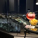 One7 Suite The Sunrise Penthouse