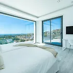 Luxury Holiday Villa With Heated Pool Open Sea Views