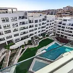 Eg54A - Luxury Penthouse With Private Sun Terrace