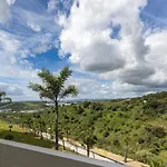 Stylish Estepona Hills Apartment With Lovely Views