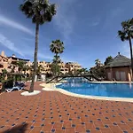 Modern 2 Bedroom Apartment - Hacienda Del Sol