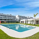 Top Floor Seaview Apartment