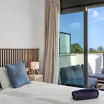 Top Floor Seaview Apartment