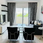 Room City Estepona Mirador
