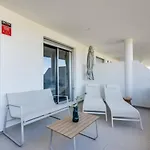 Casa Con Vistas - 2 Bedroom Apartment With Terrace