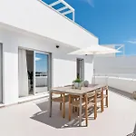 Vivi Homes - Feliz