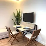 Luxury One Bed Apartment & Pool