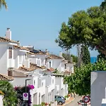 Charming Beachside Townhouse In Villacana
