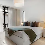 Vista Dorada