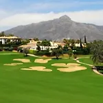 Cataleya Penthouse - Ideal For Golf Enthusiasts