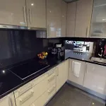 Departamento En Complejo Residencial Bahia Del Plata, Estepona, Espana