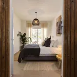 Apartment Astro Renovated & Seaview