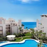 Apartment For 4 People, Bahia De La Plata, Estepona, Malaga 150Mts Beach