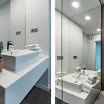 Deluxe Apartment In Estepona 3 Bedrooms