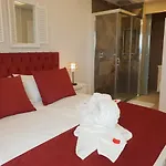 Fantastic Apartment In Front Of The Sea & Marina