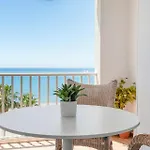 Bonito Piso En Primera Linea De Playa En Estepona