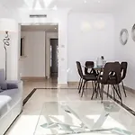 Luxury Duplex Penthouse Alcazaba Beach - Rdr322