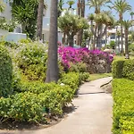 Hanami Alcazaba Beach Front Sea View
