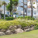 Hanami Alcazaba Beach Front Sea View