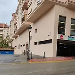 Sub-ático con parking en el centro de Estepona