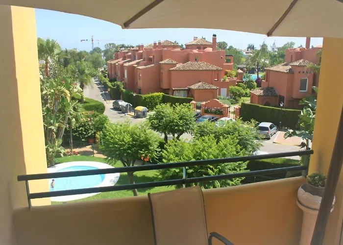 Skysea Holidays Banus