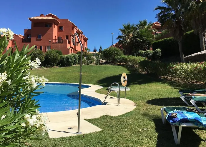 Beautiful 2-Bed Bathrooms Estepona Apartment