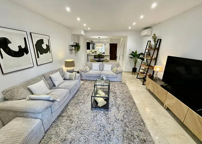 Fantastic New Townhouse /Front Beach/2Bedr/2,5Bath