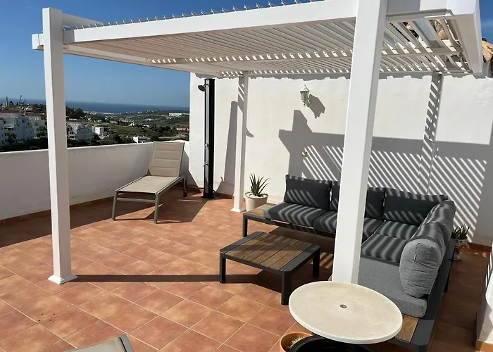 2266-Amazing Newly Furnished Apt,On Golf, Sea View