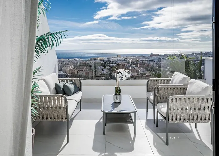 Lae212D - Penthouse With Roof Terrace And Stunning Sea Views