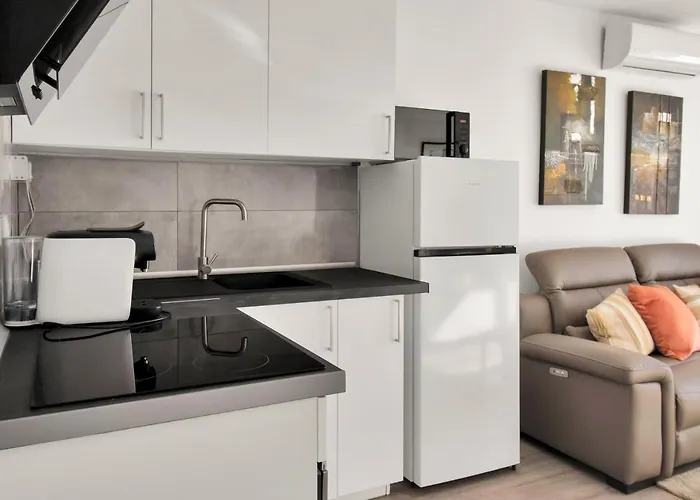 Moderno Duplex Con Vistas Al Mar En Estepona - Las Abejeras 409