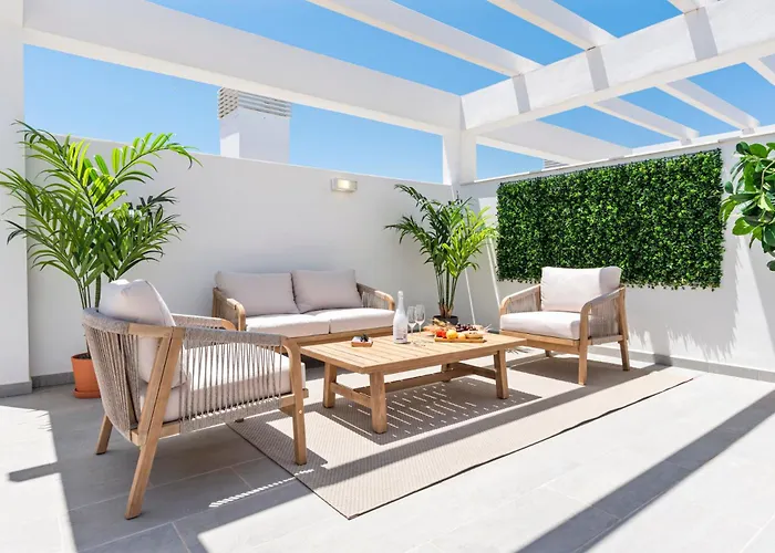 Luxury Apartment With Roof Terrace - Central Estepona